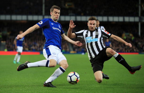 期的轨迹有 期的轨迹有