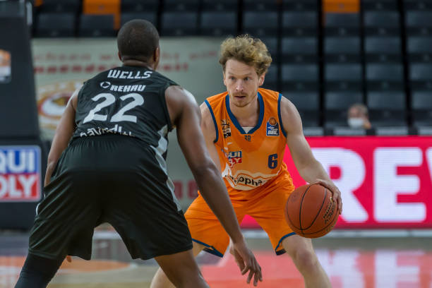 上海男篮通 上海男篮通